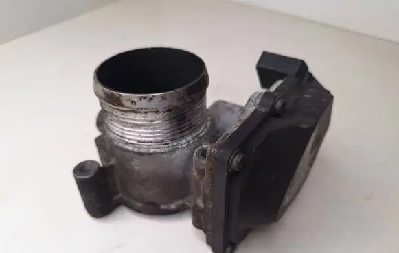 Audi A5 8T 8F Throttle valve 03L128063D A2C53337753