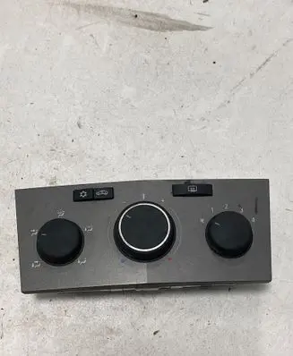 Opel Zafira B Climate control unit 13201300 8646