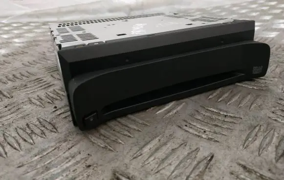 Nissan Primera Radio/CD/DVD/GPS head unit 28185AV700