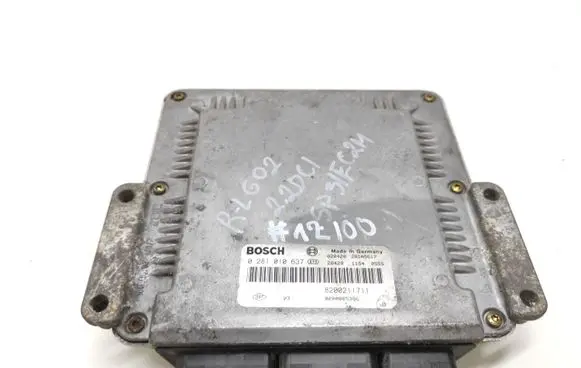 Renault Laguna II Engine control unit/module 0281010637 8200211711