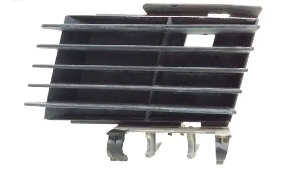 Opel Vectra C Front bumper lower grill 09186127