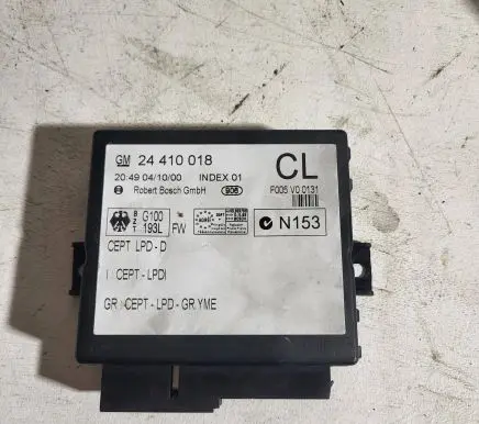 Opel Zafira A Comfort/convenience module 24410018 F005V00131