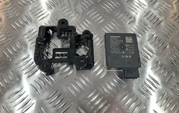 Volvo C40 Blind spot radar bracket 3214966