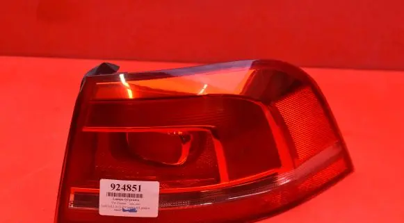 Volkswagen PASSAT CC Rear/tail lights 3AF945096E