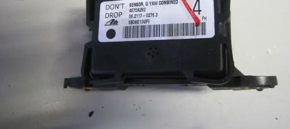 Mitsubishi Outlander ESP acceleration yaw rate sensor 4670A282
