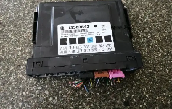 Opel Insignia A Comfort/convenience module 13583542