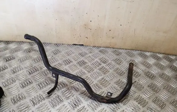 Subaru Legacy Engine coolant pipe/hose