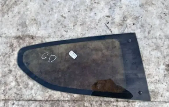 Rear side window