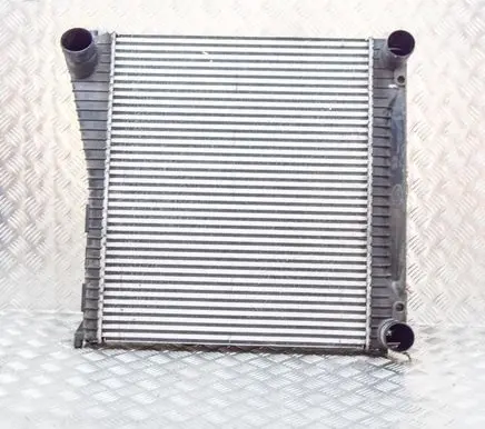 Land Rover Discovery 4 - LR4 Intercooler radiator AH328T000CJ
