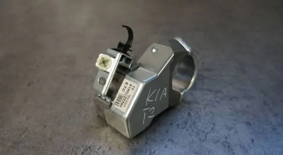 KIA Optima Steering wheel lock 81900-2T700