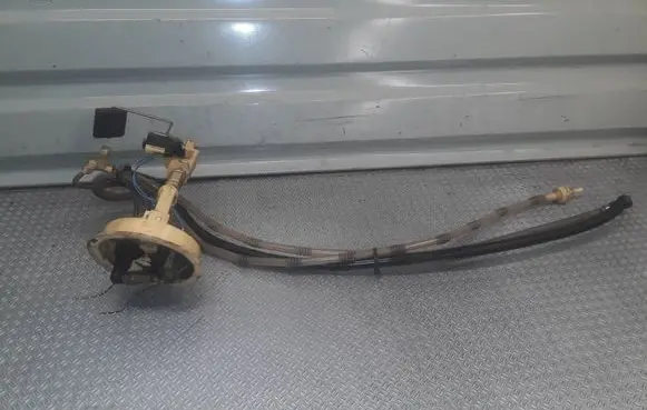 BMW 1 E81 E87 Fuel level sensor 6763888