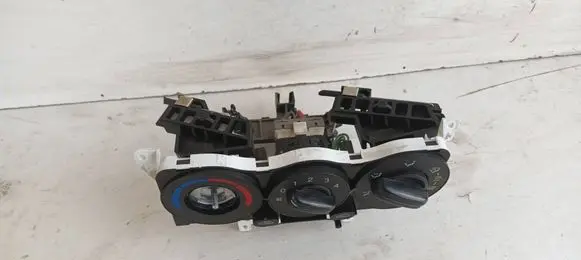 Hyundai Getz Climate control unit