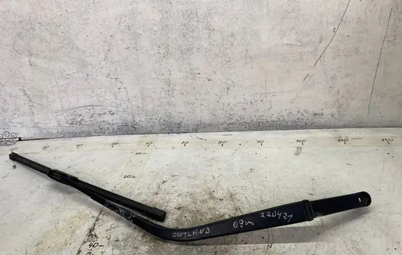 Mitsubishi Outlander Windshield/front glass wiper blade 