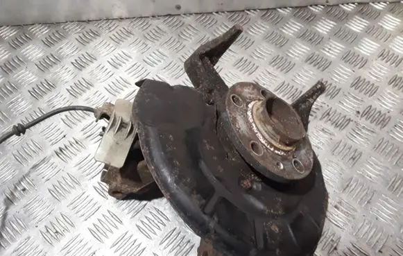 Volkswagen Polo Front wheel hub spindle knuckle