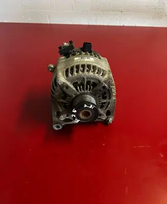 BMW X3 F25 Generator/alternator 7605061 14V210A