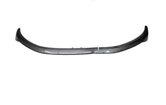 Front bumper lip