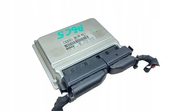 Audi A4 S4 B5 8D Engine control unit/module 3B0907552L 0261206397