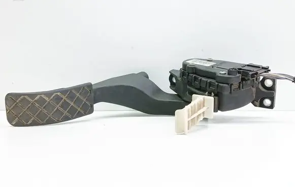 Volkswagen Golf IV Accelerator throttle pedal 6PV00777001 1J1721503H