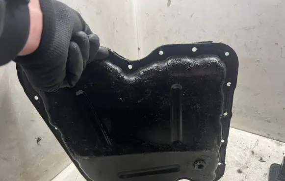 Nissan X-Trail T31 Oil sump