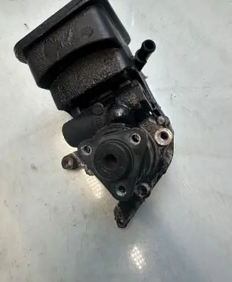 BMW 3 E46 Power steering pump 7692974519