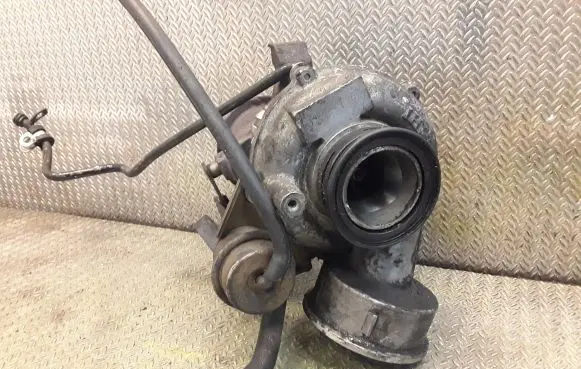 Mercedes-Benz A W169 Turbo 6400901780 A6400901780