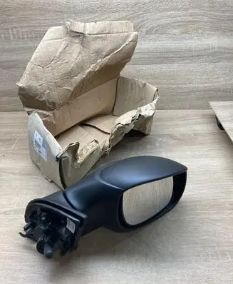 Citroen C3 Front door electric wing mirror 8149FH 124412