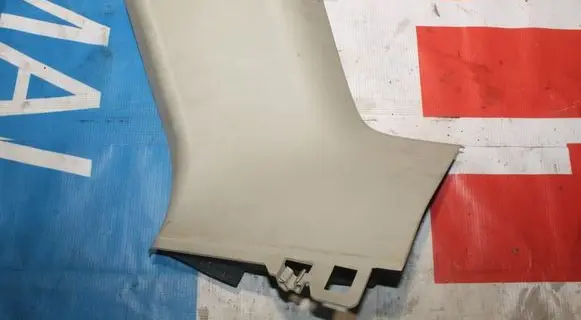 Volvo XC70 (D)pillar trim (top) ETRBA