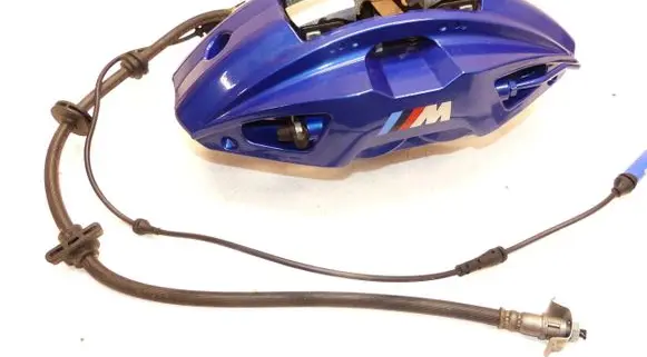 Front brake caliper