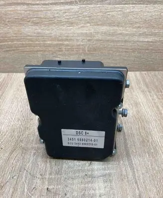 BMW X1 E84 ABS Pump 6860214 6860215