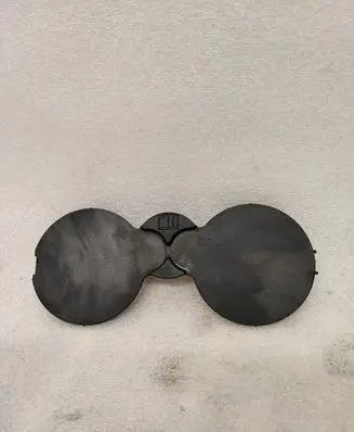 Cup holder front