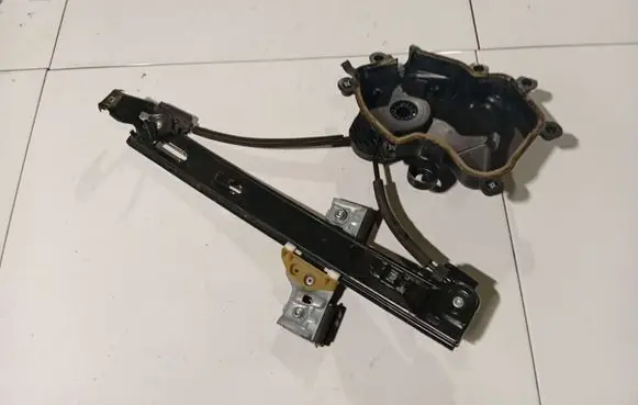 Seat Ibiza IV (6J,6P) Sliding door window regulator with motor 6J4839402C