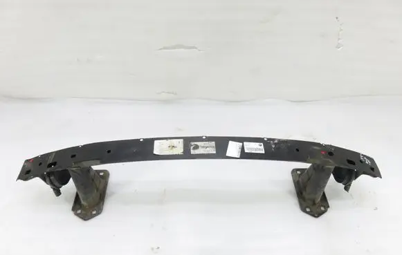 BMW 1 E81 E87 Front bumper support beam 7058450
