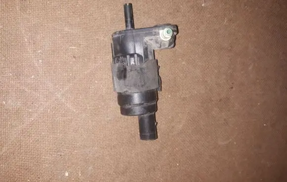 Audi Q5 SQ5 Windscreen/windshield washer pump 8K9955647
