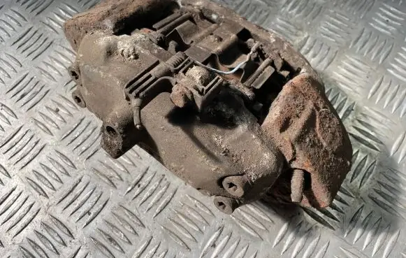 Mercedes-Benz ML W163 Front brake caliper