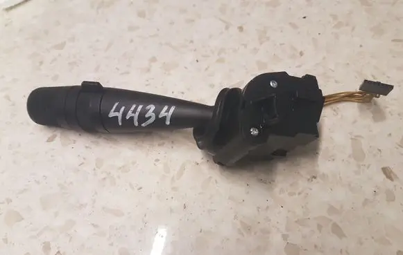 Dodge Caliber Wiper control stalk 18162