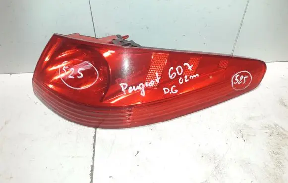 Peugeot 607 Rear/tail lights