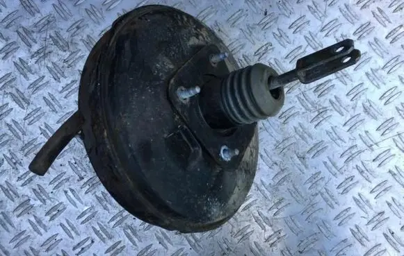 Renault Megane I Brake booster 7700832987e