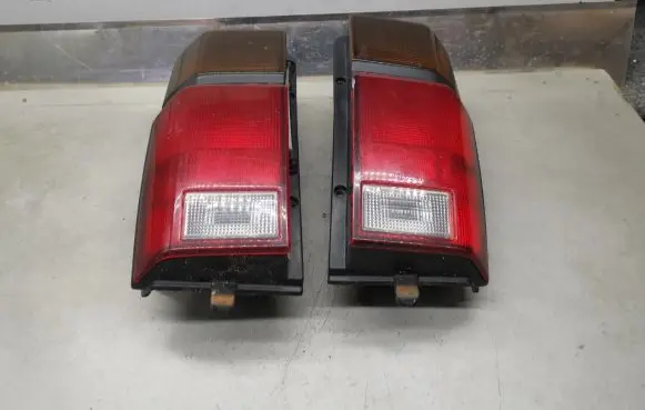 Nissan Vanette Rear/tail lights set 