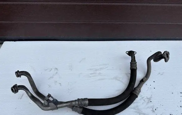 BMW 5 E60 E61 Oil cooling pipe 7837253 7837254
