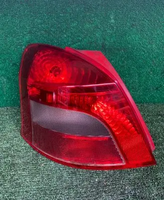 Toyota Yaris Rear/tail lights
