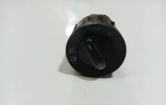 Light switch