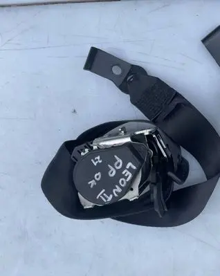 Seat Leon (1P) Front seatbelt 1P0857706A