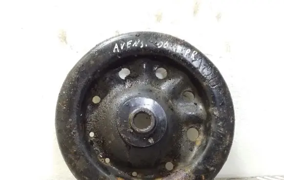 Toyota Avensis T220 Coil spring mount 