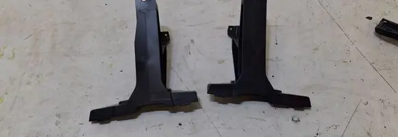Mercedes-Benz GLA W156 X156 Bumper support mounting bracket corner A1568255701 A1568255801 108598899