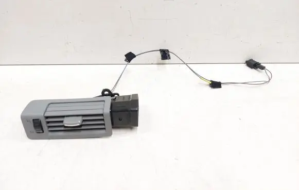 Dashboard side air vent grill/cover trim