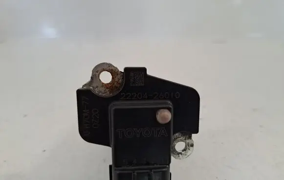 Toyota Avensis T270 Mass air flow meter 2220426010