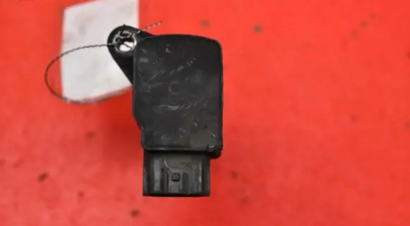 Mazda MX-5 NB Miata High voltage ignition coil 099700-0981