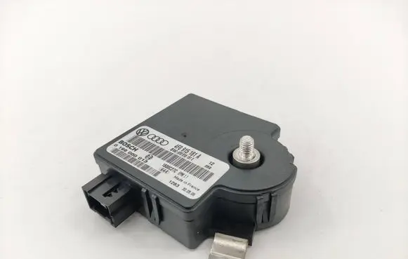 Audi A6 S6 C6 4F Power management control unit 4F0915181A