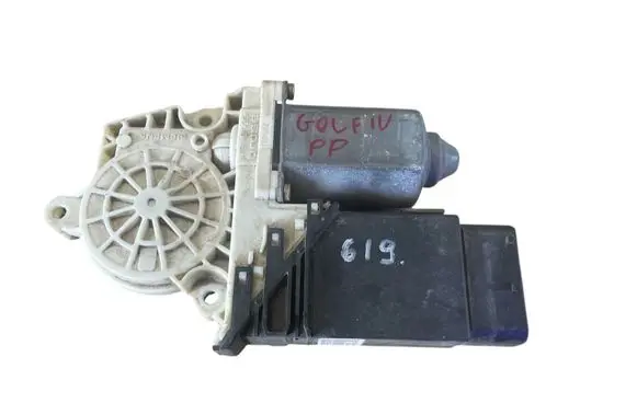 Volkswagen Golf IV Front door window regulator motor 9776105415301