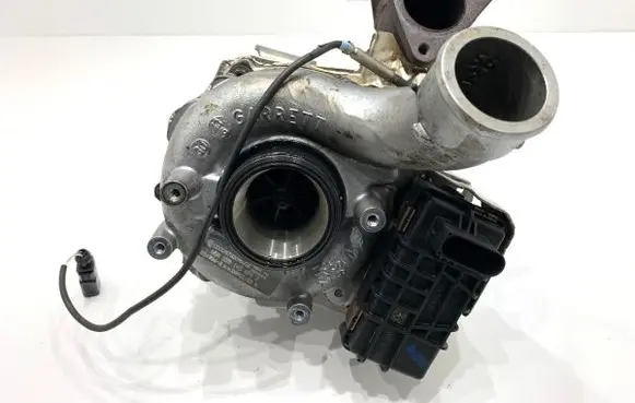 Audi A6 C7 Turbo 059145874J